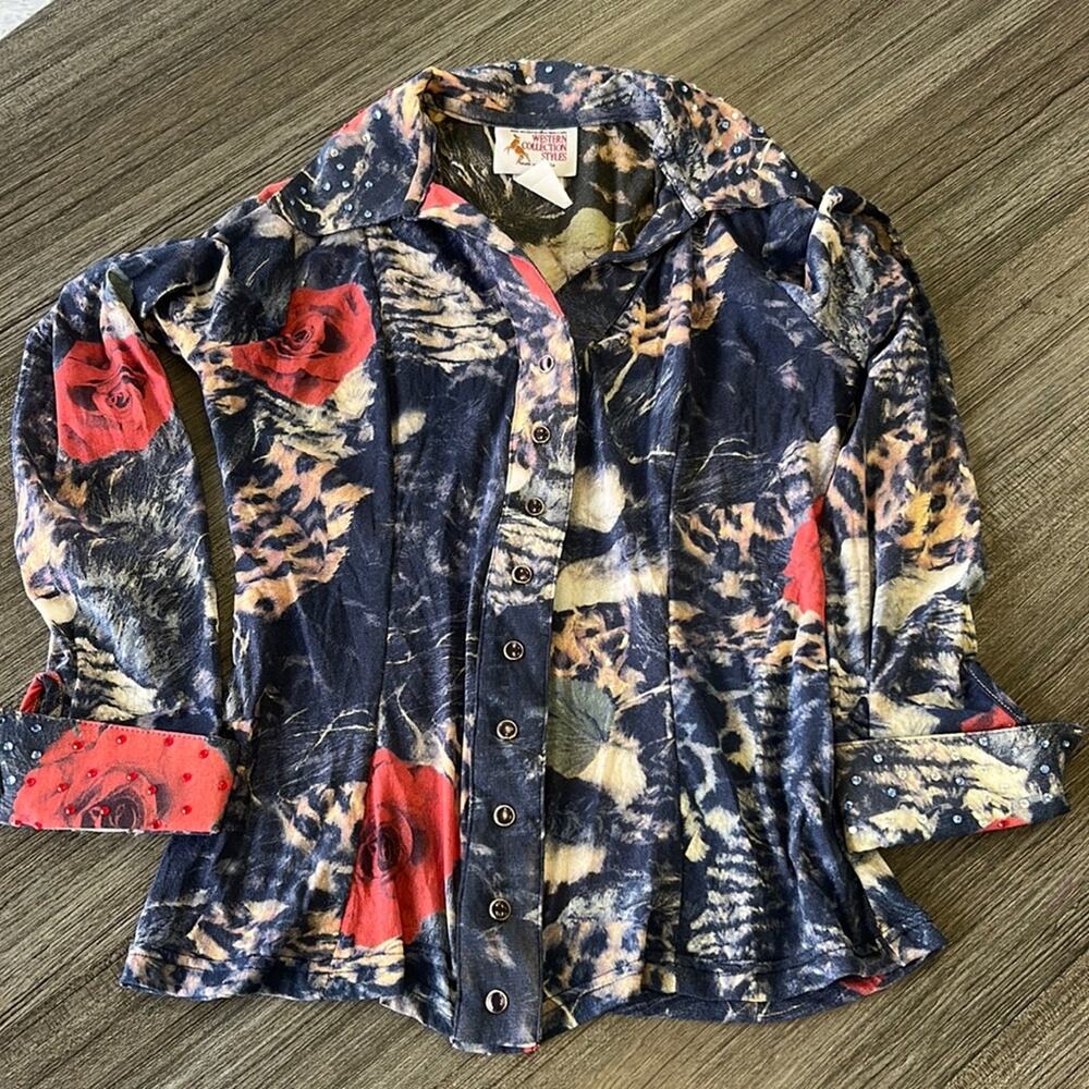 Vintage Western Collection rodeo shirt.  Size small